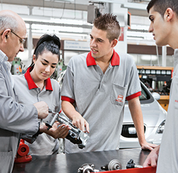 Iván Vendrell and his colleagues at SEAT (photo)